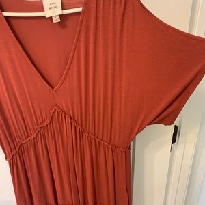 Knox Rose Maxi Dress- Size Large, Brand new- never worn!